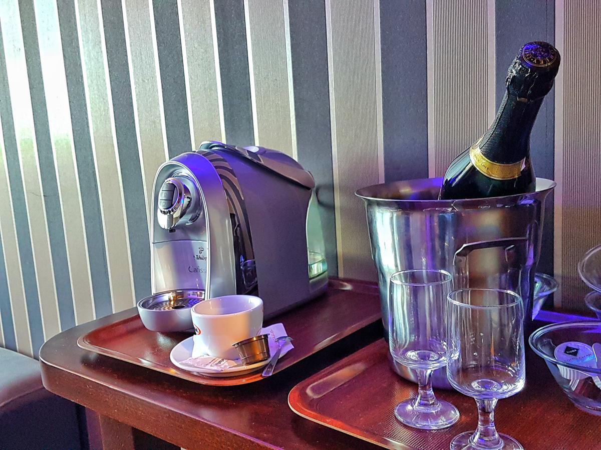 Hotel Pest Inn Budapest Bagian luar foto